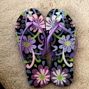 Purple flower sandals/flip flops